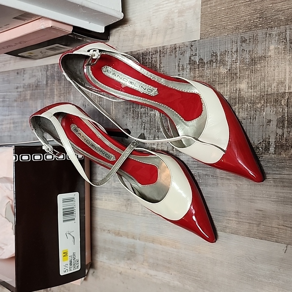 Bandolino two tone shoe